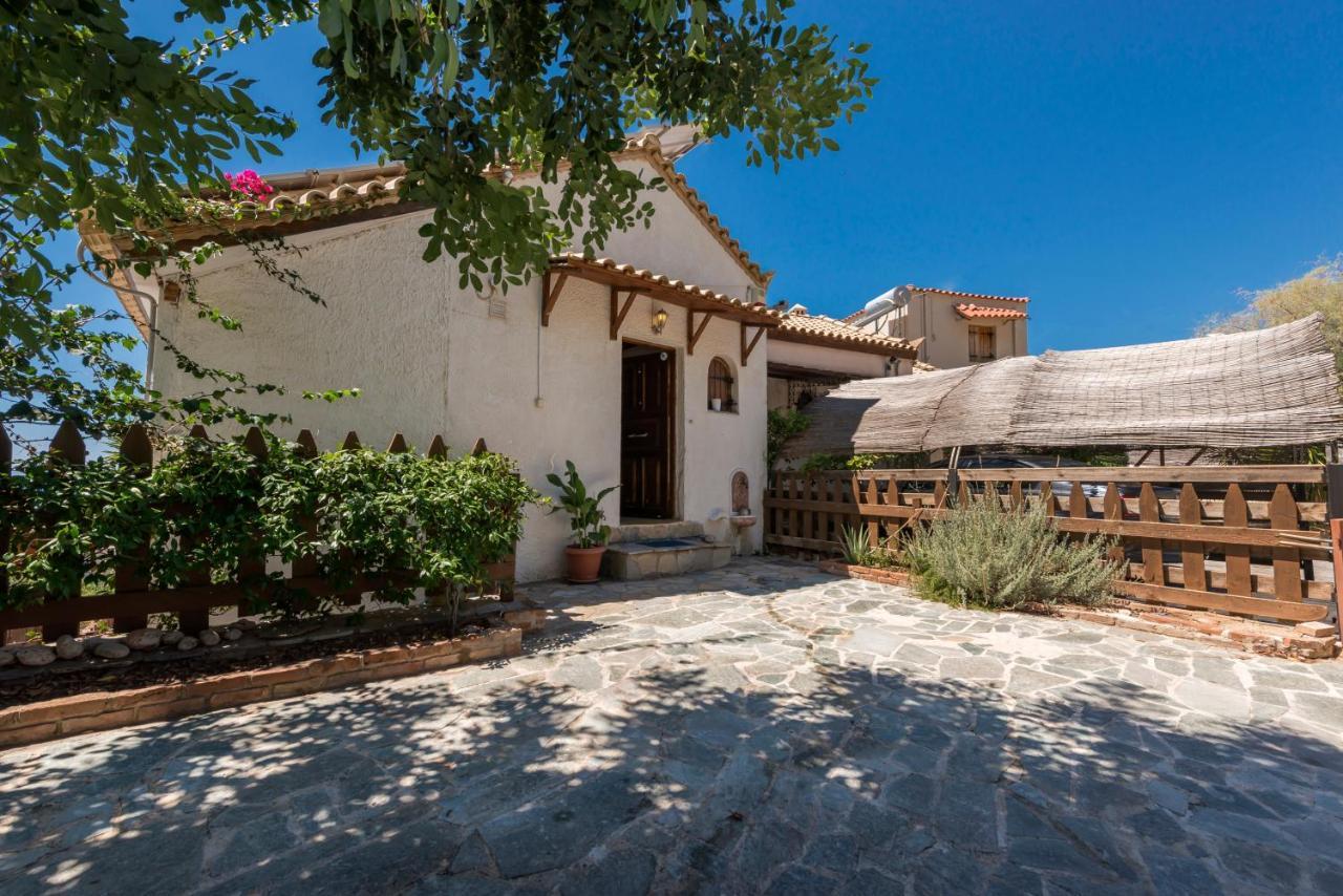 Seaside Heaven - Sunset Views Close To The Beach Apartamento Calamata Exterior foto
