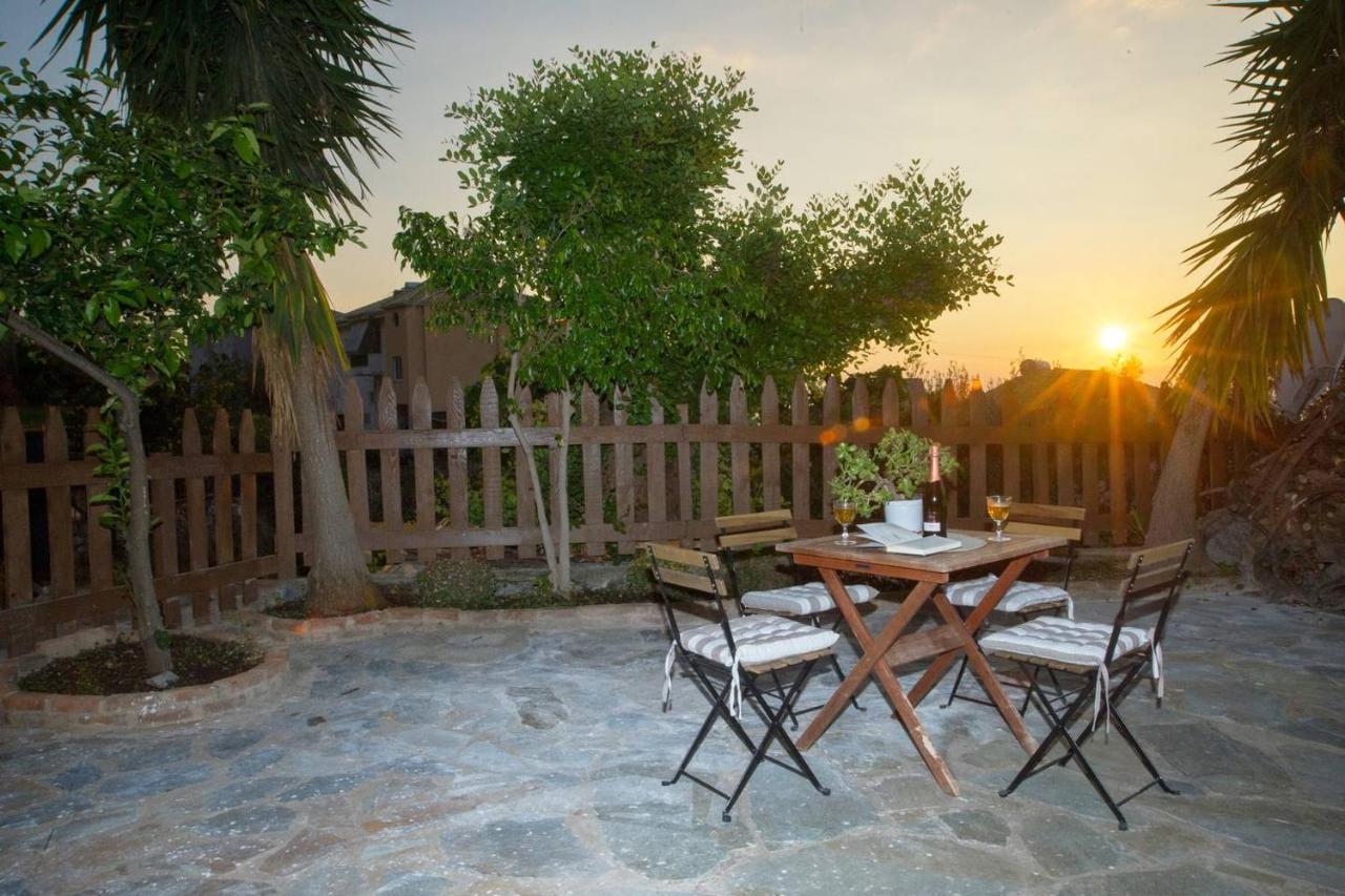 Seaside Heaven - Sunset Views Close To The Beach Apartamento Calamata Exterior foto